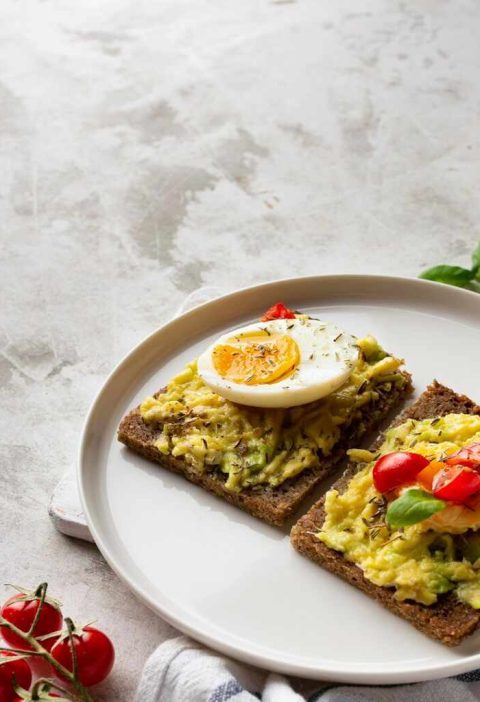 avocado-toast-recipe-buster-a (1)