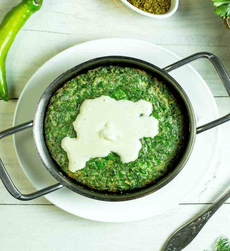 Cameroonian-Ndole-bitterleaf-sauce (1)