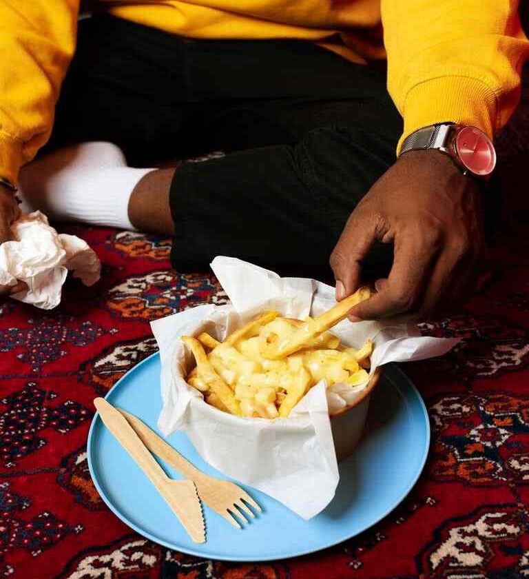 canadian-poutine-recipe-buster-french-fries (1)