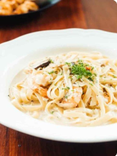 classic-italian-carbonara-recipe-buster (1)