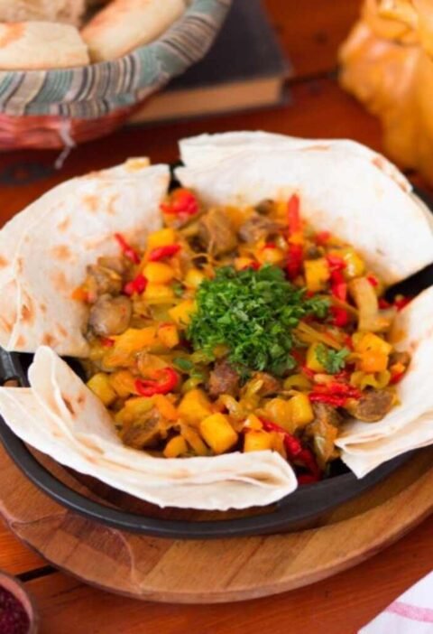 Kottu-Roti-image-source-Magnific-com