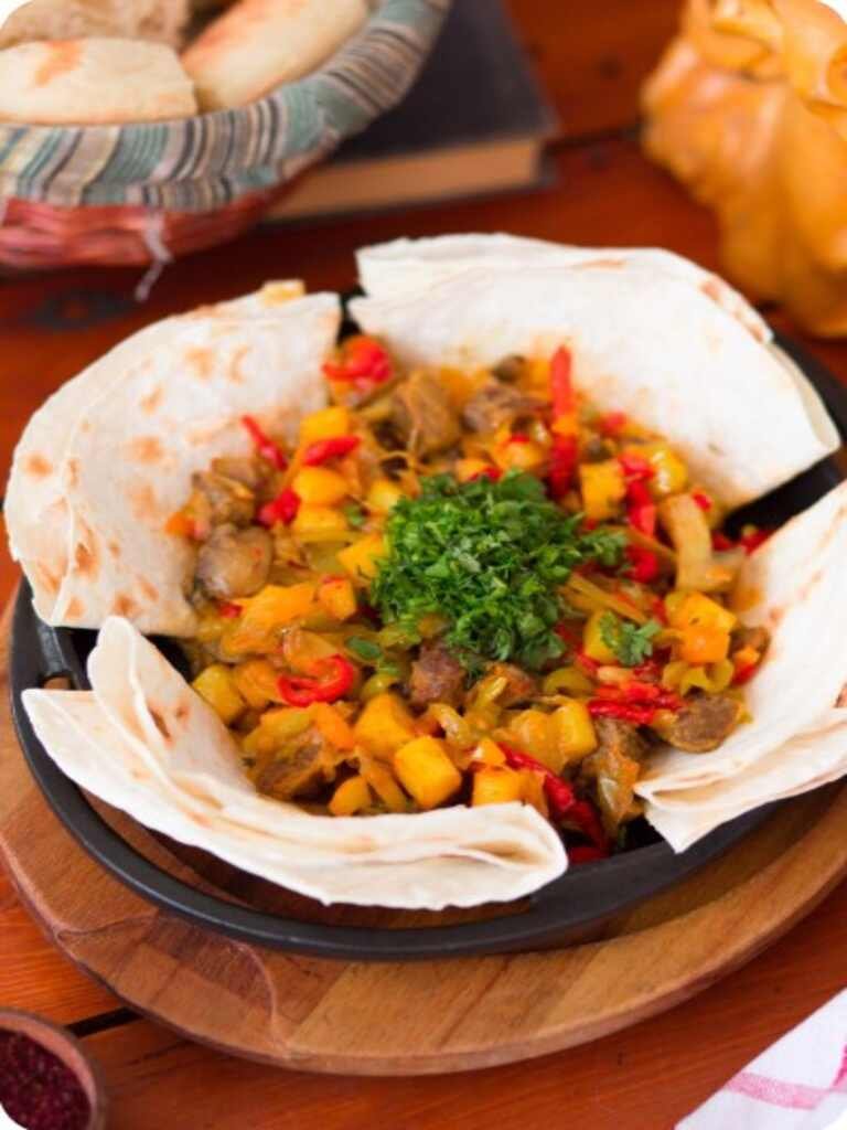Kottu-Roti-image-source-Magnific-com