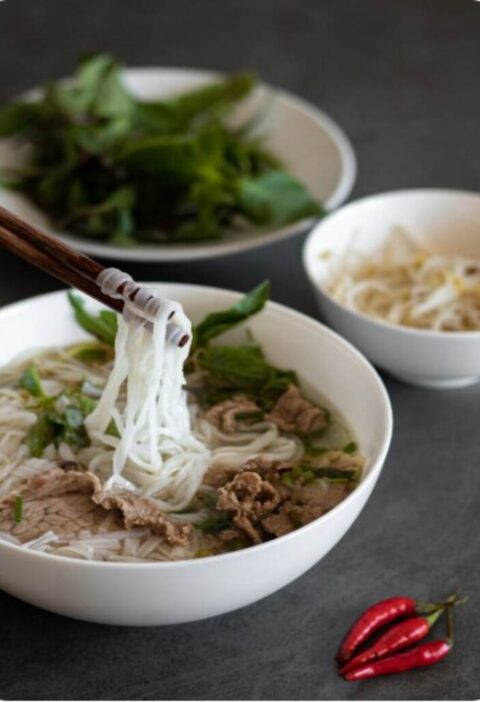 Vietnamese-pho-image-source-magnific